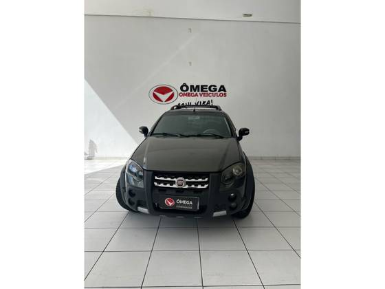 FIAT STRADA 1.8 MPI ADVENTURE CE 8V FLEX 2P MANUAL FIAT STRADA 1.8 MPI ADVENTURE CE 8V FLEX 2P MANUAL
